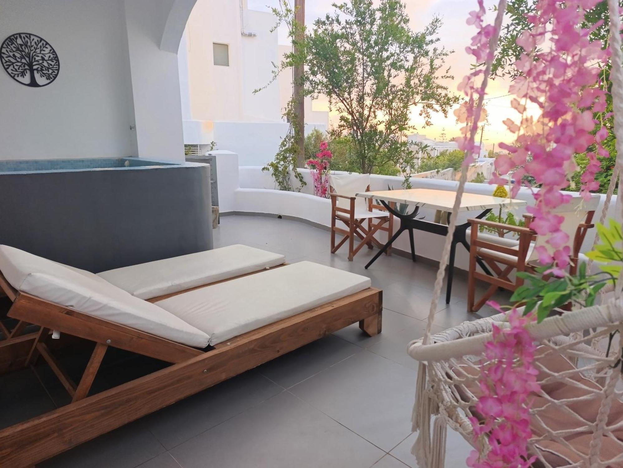 The Muses Of Santorini Private Jacuzzi Suites Vóthon Kamer foto